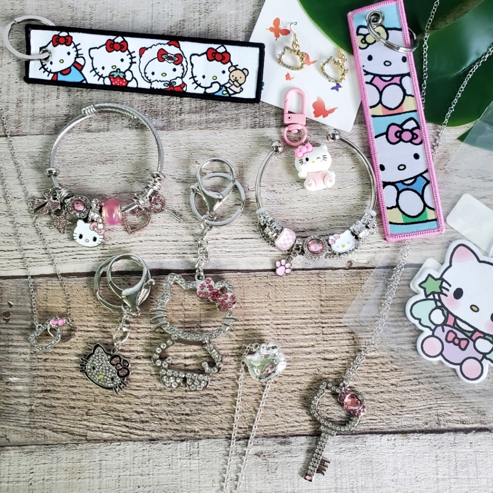 HELLO KITTY | Mystery/Suprise Bags!! - Picture 2 of 2